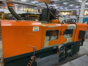 RETTIFICATRICE VERTICALE IDRAULICA PER SUPERFICIE PIANE STEBOL MOD. RVH/L 1000 – USATA