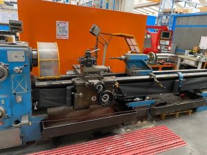TORNIO PARALLELO BREDA MOD. BRP 300 X 3000