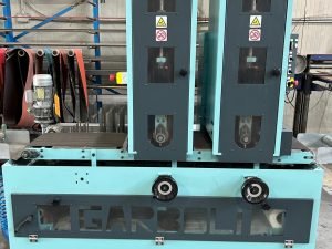 SMERIGLIATRICE PER SUPERFICI PIANE